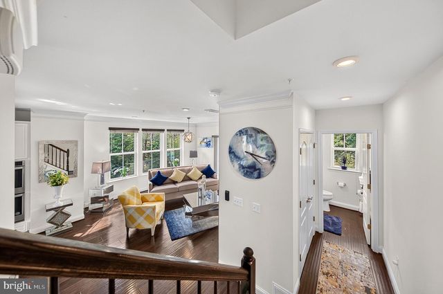 1350 HAWK HOLLOW DR, Crofton, MD 21114