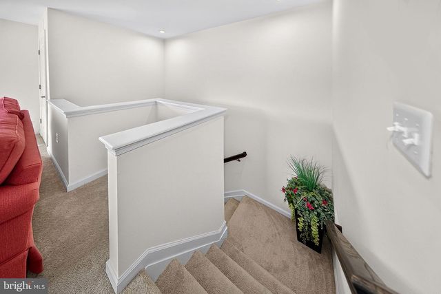 1350 HAWK HOLLOW DR, Crofton, MD 21114