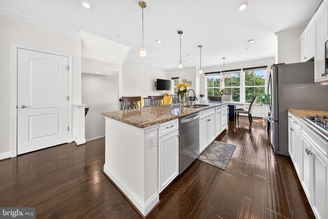 1350 HAWK HOLLOW DR, Crofton, MD 21114