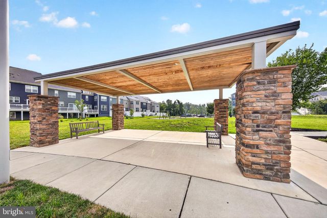 1350 HAWK HOLLOW DR, Crofton, MD 21114