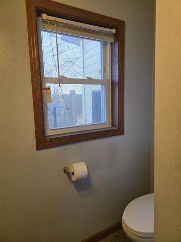 110 S WASHINGTON STREET, Berlin, WI 54923