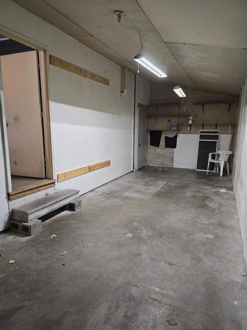 110 S WASHINGTON STREET, Berlin, WI 54923