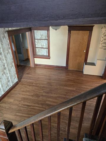 110 S WASHINGTON STREET, Berlin, WI 54923