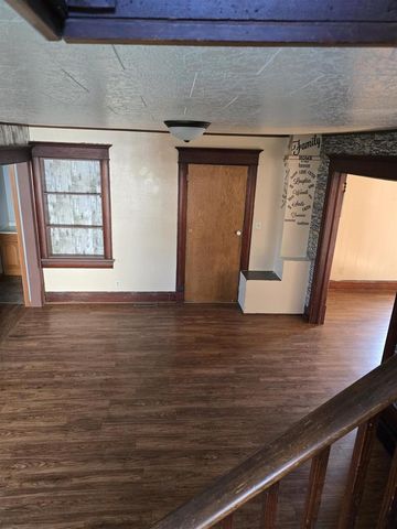 110 S WASHINGTON STREET, Berlin, WI 54923