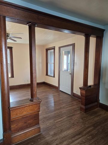 110 S WASHINGTON STREET, Berlin, WI 54923