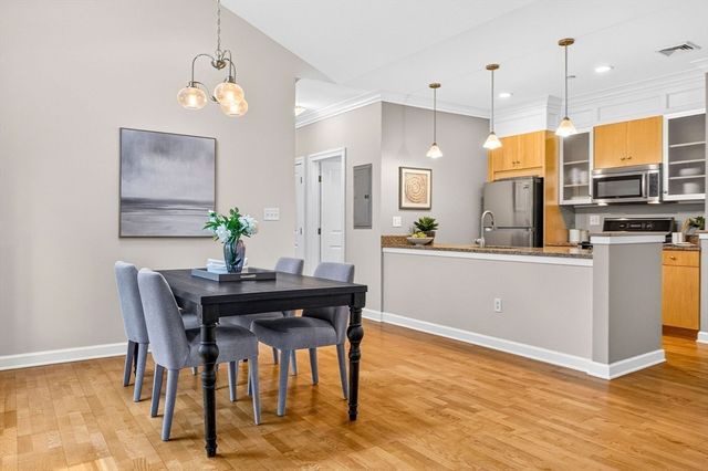 131 Green Street 306, Boston, MA 02130