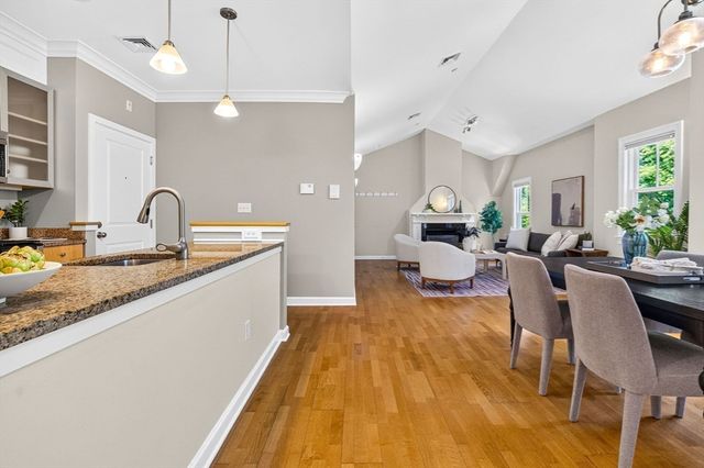 131 Green Street 306, Boston, MA 02130
