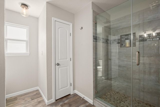 110 W Garrett RUN, Austin, TX 78753