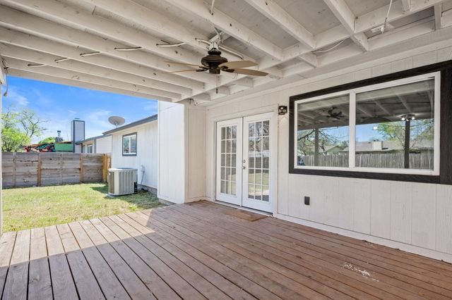 110 W Garrett RUN, Austin, TX 78753