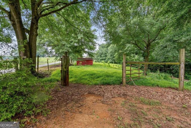 2414 Bethesda Church Road, Carrollton, GA 30117