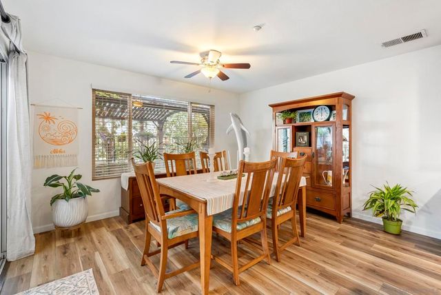 1783 Cottonwood Dr, Vista, CA 92081