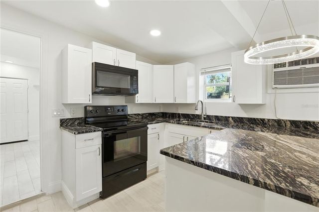 1906 CLOVERLAWN AVENUE, Orlando, FL 32806