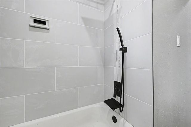 7615 E 109th Terrace, Kansas City, MO 64134