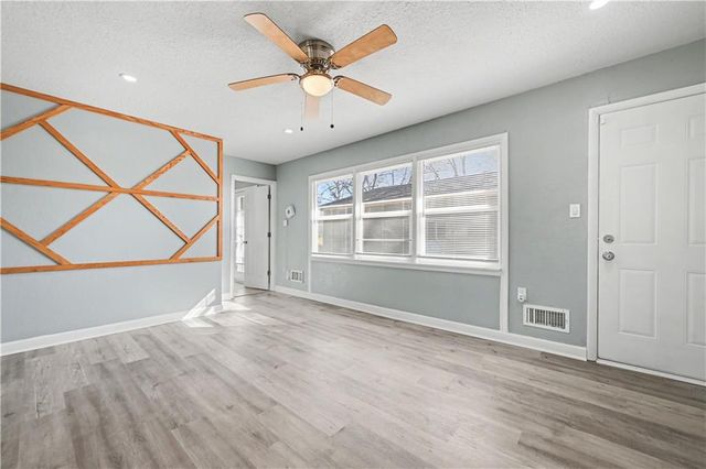 7615 E 109th Terrace, Kansas City, MO 64134