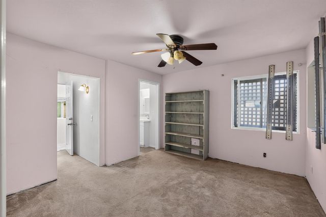 5800 Rosebud Ln, Sacramento, CA 95841