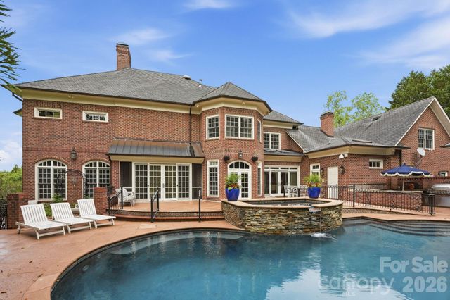 8700 Challis Farm Road, Charlotte, NC 28226