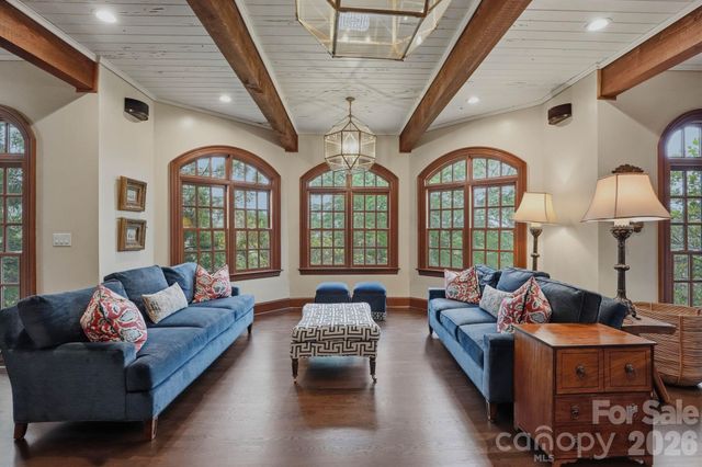 8700 Challis Farm Road, Charlotte, NC 28226