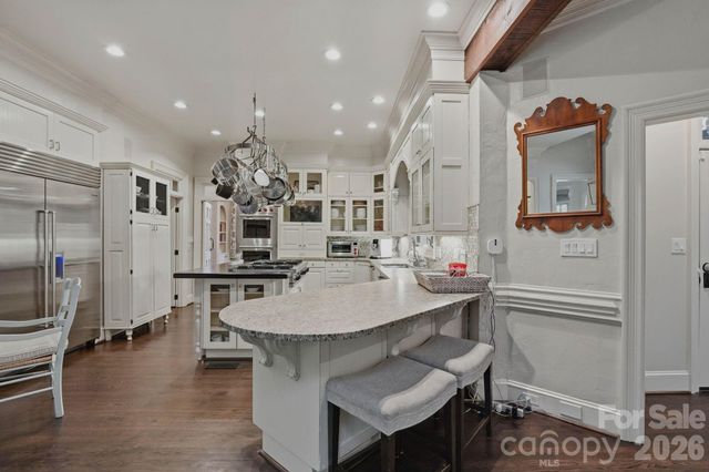 8700 Challis Farm Road, Charlotte, NC 28226