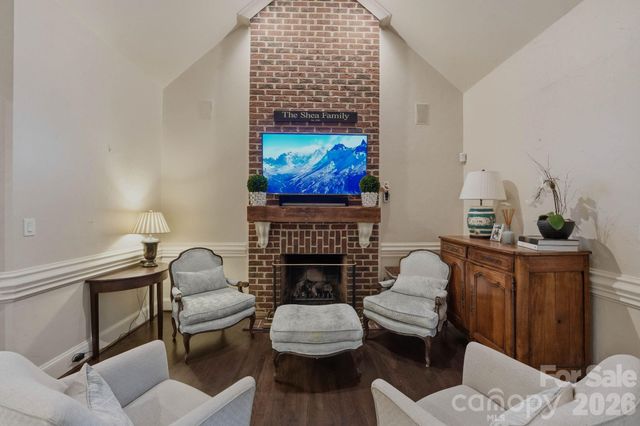 8700 Challis Farm Road, Charlotte, NC 28226