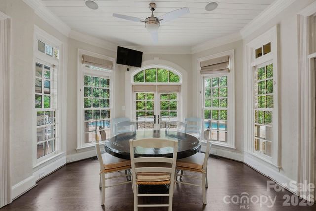 8700 Challis Farm Road, Charlotte, NC 28226