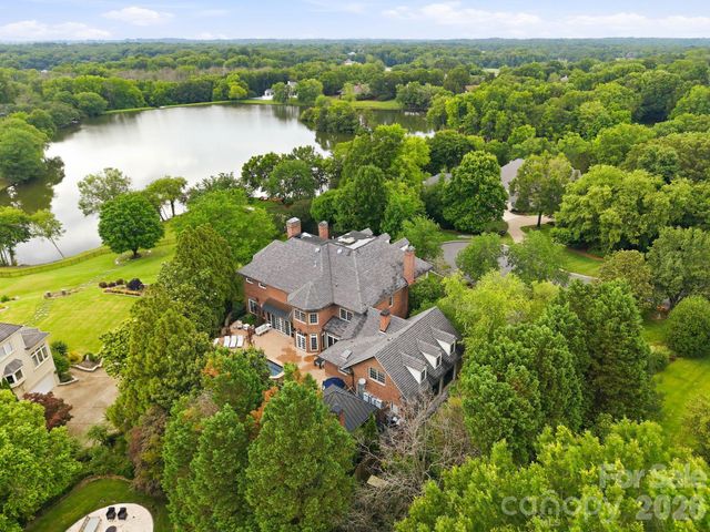 8700 Challis Farm Road, Charlotte, NC 28226