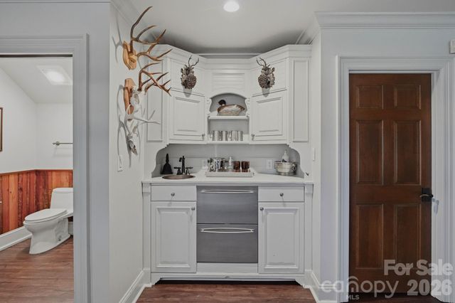8700 Challis Farm Road, Charlotte, NC 28226
