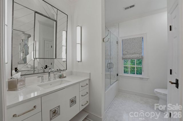 8700 Challis Farm Road, Charlotte, NC 28226