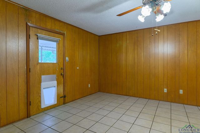 1201 Baxley Ln, Longview, TX 75604