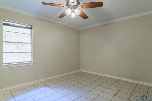 1201 Baxley Ln, Longview, TX 75604