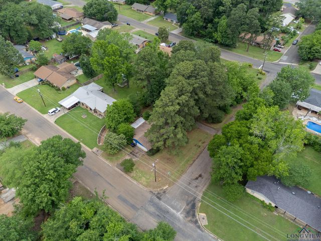 1201 Baxley Ln, Longview, TX 75604