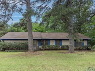 1201 Baxley Ln, Longview, TX 75604
