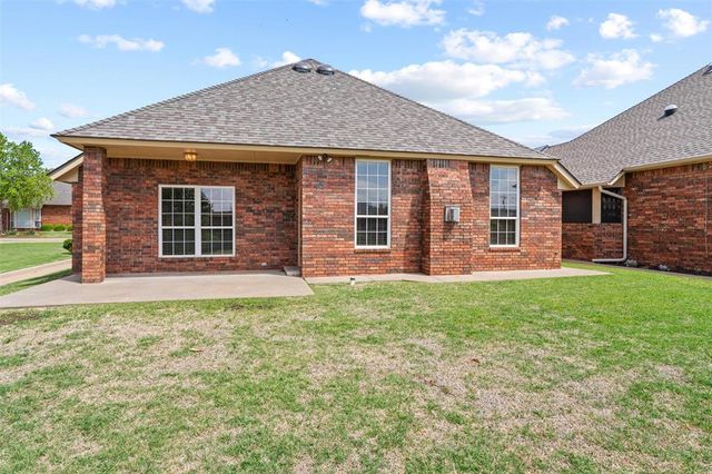 15205 Rocky Mountain Drive, Edmond, OK 73013