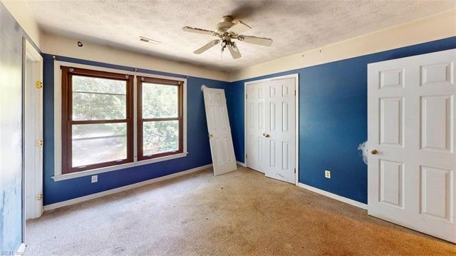 7404 Christopher Newport AVE, Gloucester Point, VA 23062