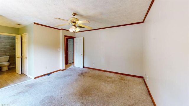 7404 Christopher Newport AVE, Gloucester Point, VA 23062