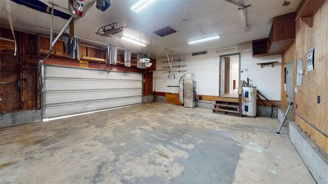 7404 Christopher Newport AVE, Gloucester Point, VA 23062