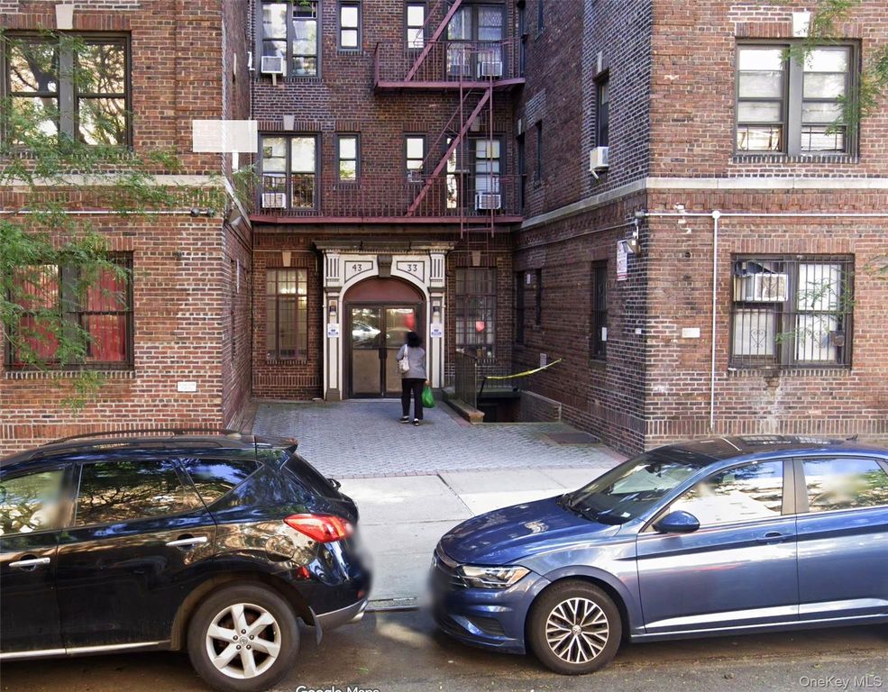 4333 48th Street Cellar, Sunnyside, NY 11104