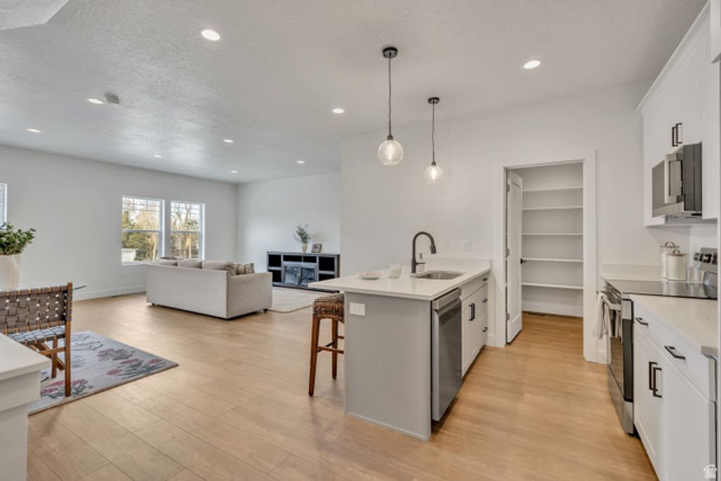 330 E 7635 S, Sandy, UT 84047 — photo 3