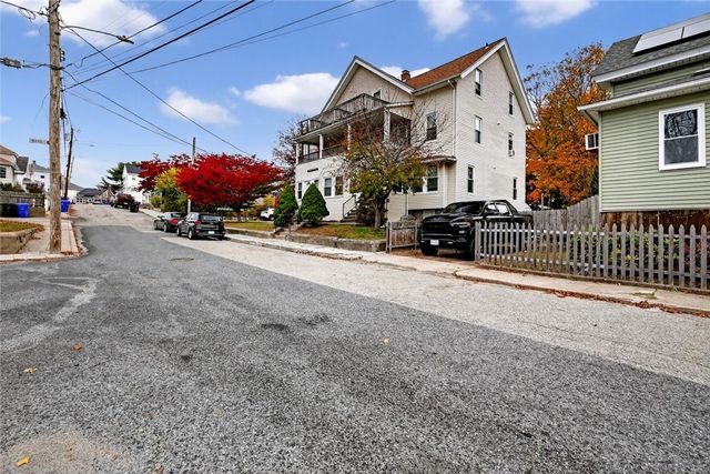 28 Riverdale Avenue, West Warwick, RI 02893