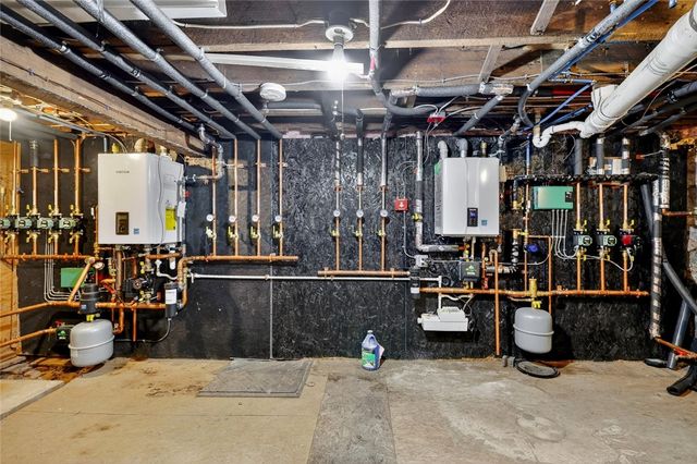 28 Riverdale Avenue, West Warwick, RI 02893