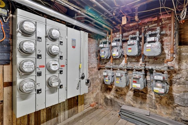 28 Riverdale Avenue, West Warwick, RI 02893