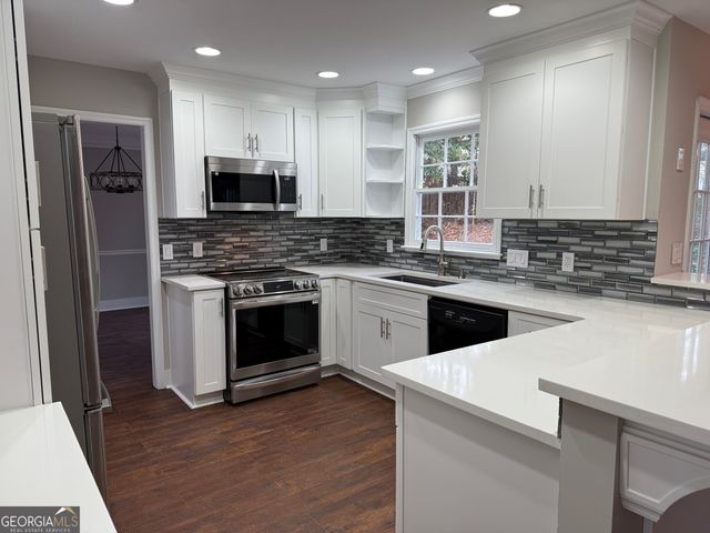 5325 Hillgate Crossing, Alpharetta, GA 30005