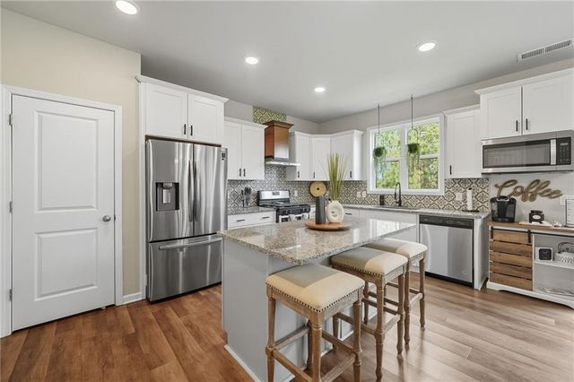 25 Creekstone Drive, Dallas, GA 30132