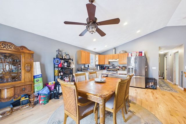 212 Haffards St, Fall River, MA 02723