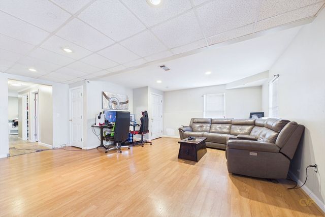 212 Haffards St, Fall River, MA 02723