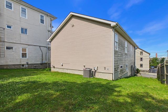 212 Haffards St, Fall River, MA 02723