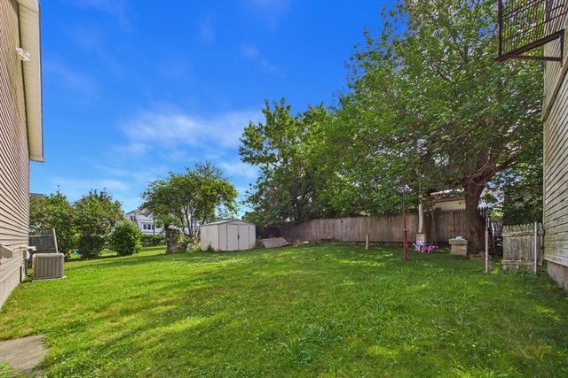 212 Haffards St, Fall River, MA 02723