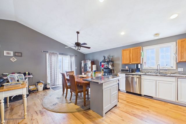 212 Haffards St, Fall River, MA 02723