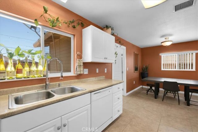 5566 Cahuilla, 29 Palms, CA 92277