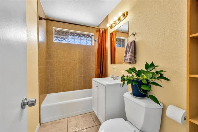 5566 Cahuilla, 29 Palms, CA 92277