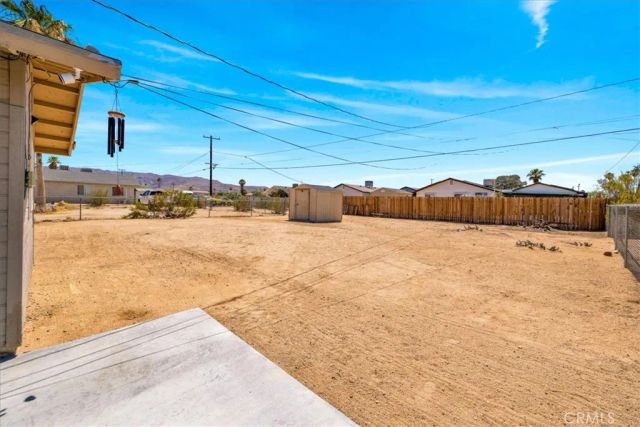 5566 Cahuilla, 29 Palms, CA 92277